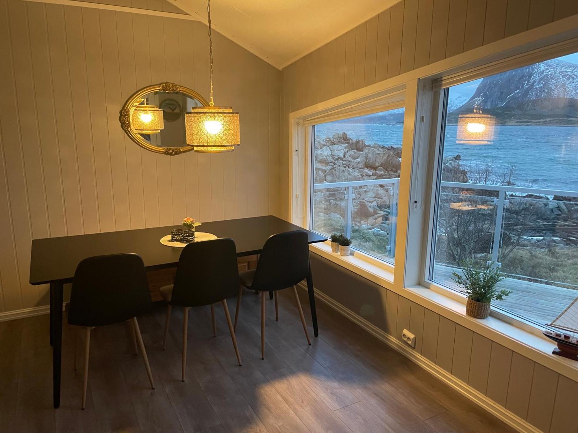 Hytte Ved Sjoen Napp Exterior photo